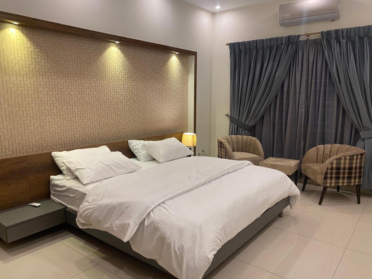 Luxury Guest House In Bahria Town Rawalpindi Exterior photo
