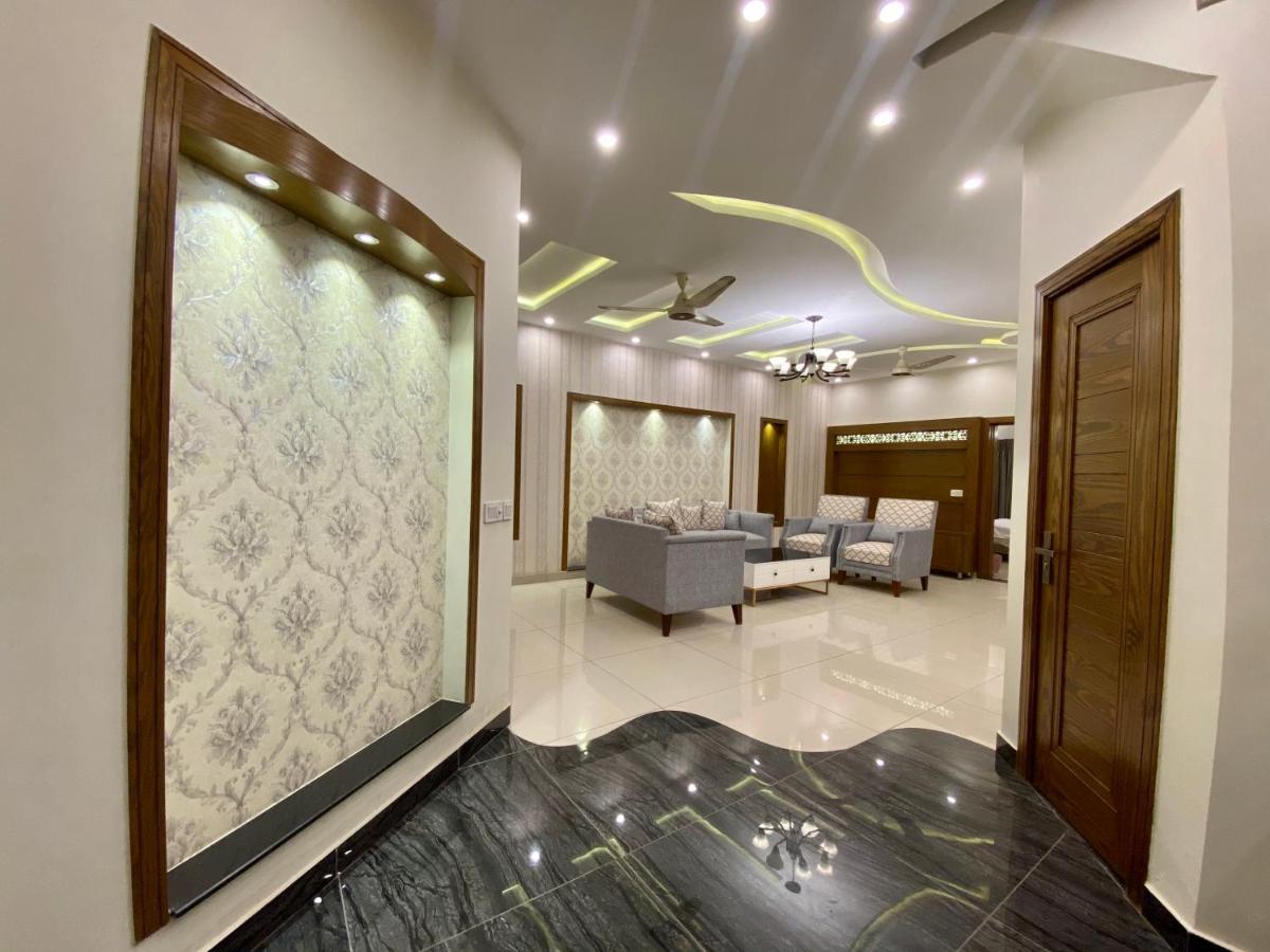 Luxury Guest House In Bahria Town Rawalpindi Exterior photo