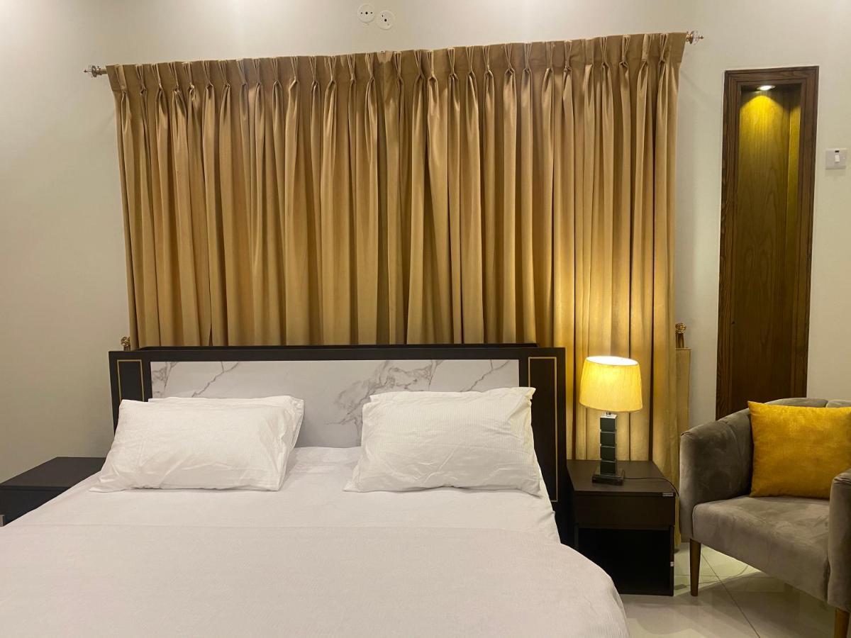 Luxury Guest House In Bahria Town Rawalpindi Exterior photo