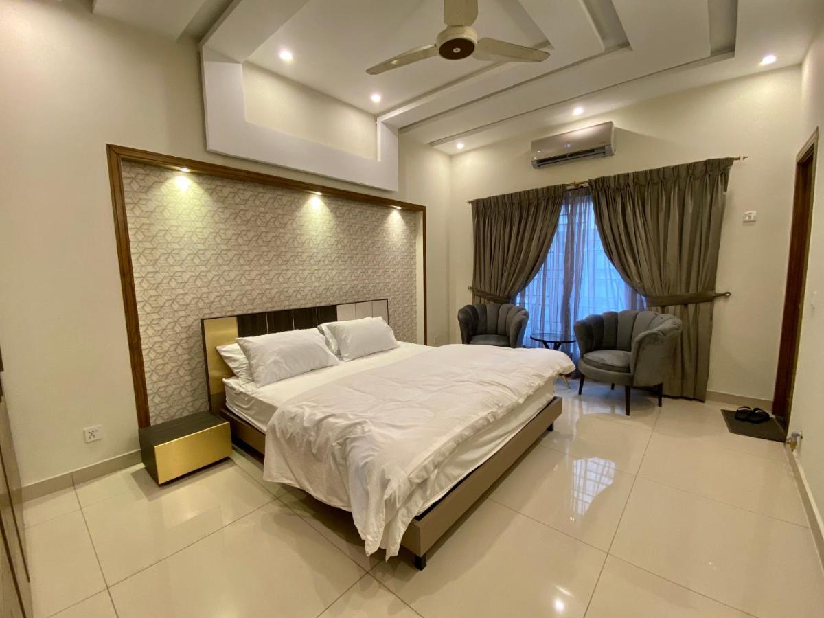 Luxury Guest House In Bahria Town Rawalpindi Exterior photo